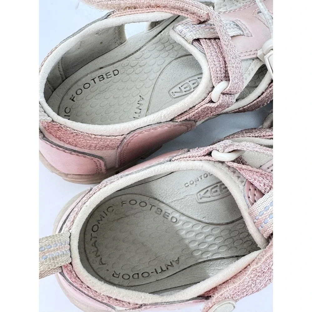 Keen Sandals Kids Size 2 Pink Waterproof Outdoor Sport Seacamp CNX Shoes
